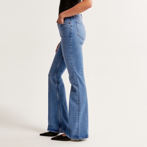 Abercrombie Ultra High Rise Vintage Flare Jean Size 25 Short - Picture 14 of 15